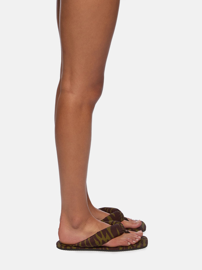 ''Indie'' dark green and dark brown flat thong