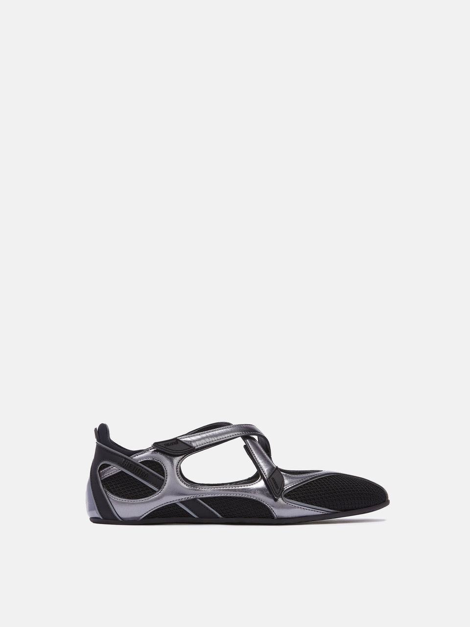 ''Floor 01'' black ballerina flat