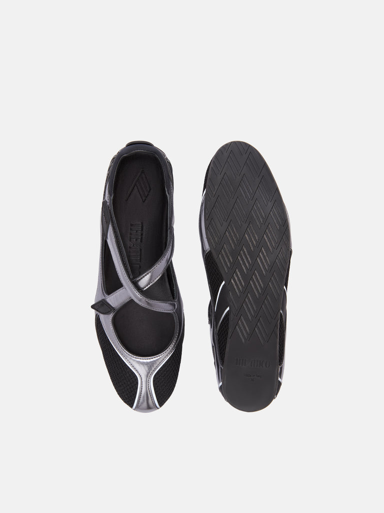 ''Floor 01'' black ballerina flat