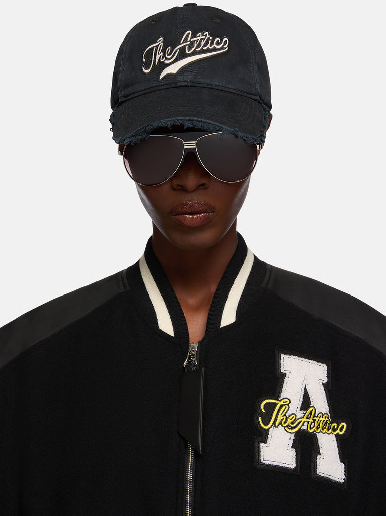 Black cap