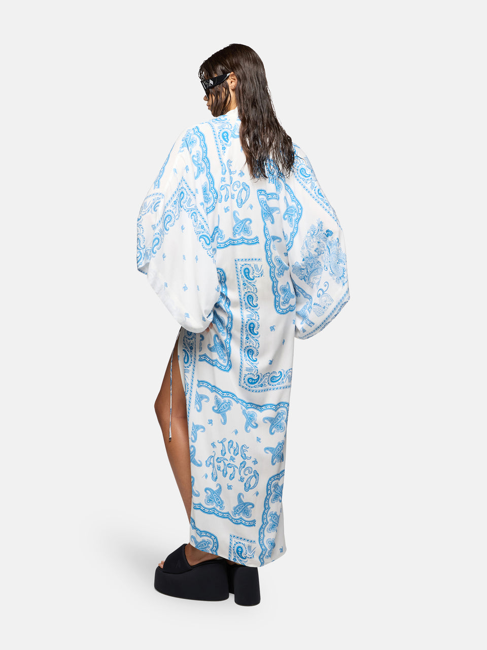 Abito lungo light blue e white