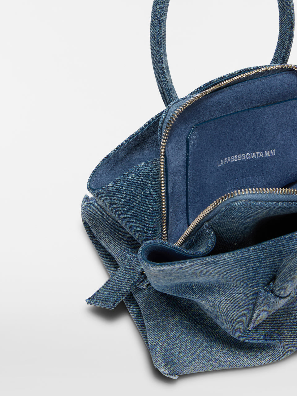 Top handle ''La Passeggiata Mini'' washed denim