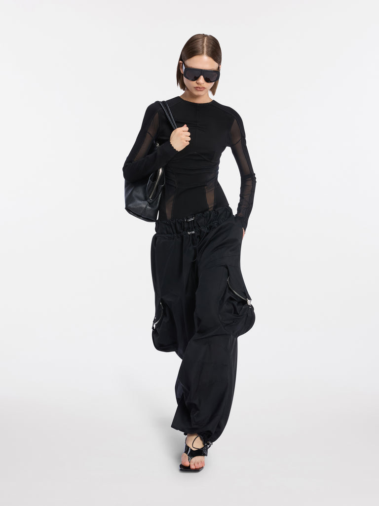 Top black