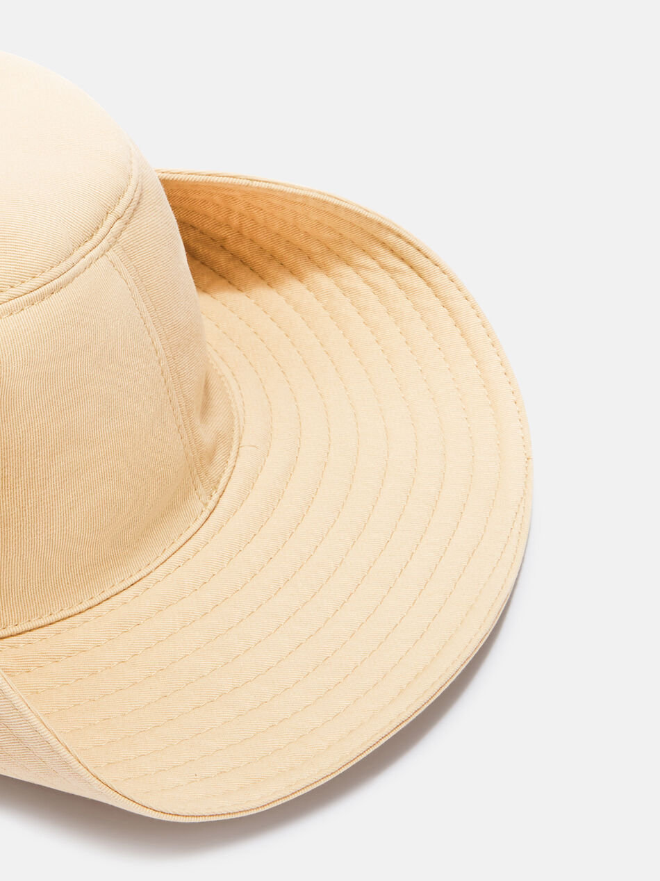 THE ATTICO Faded ecru cap Fade ecru 260WAC00045CCC136BO879