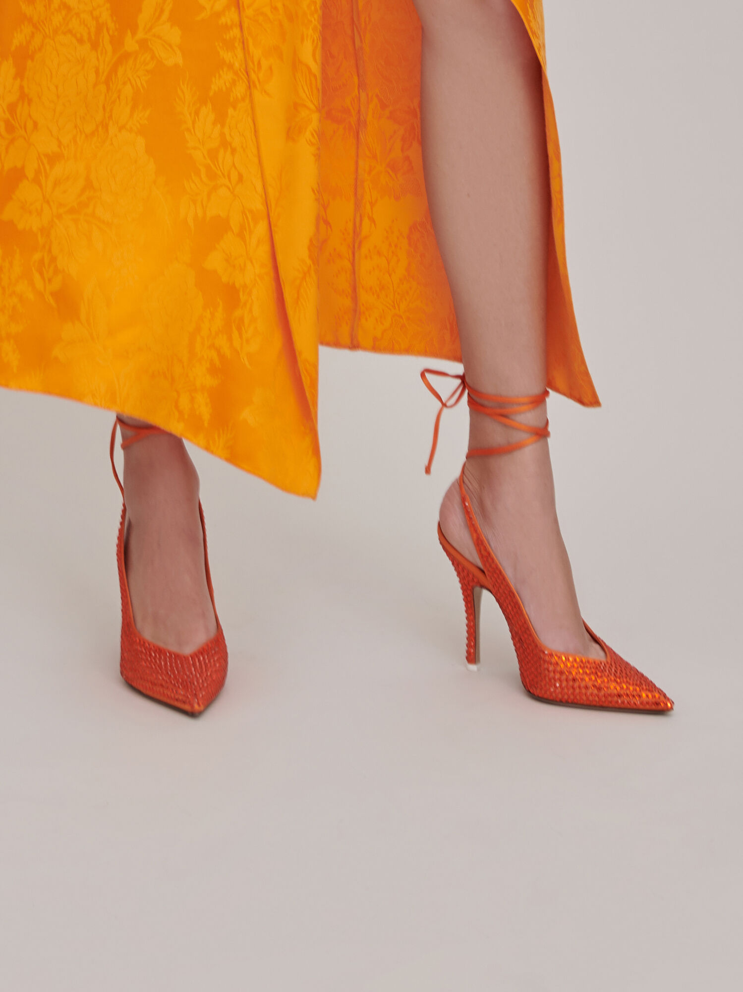 The Attico Shoes The Attico Venus Orange Slingback Pumps With Crystals Shop new women's the attico shoes and discover the latest collections on moda operandi. the attico shoes the attico venus orange slingback pumps with crystals