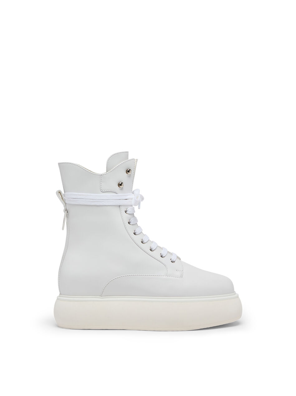 white flatform boots
